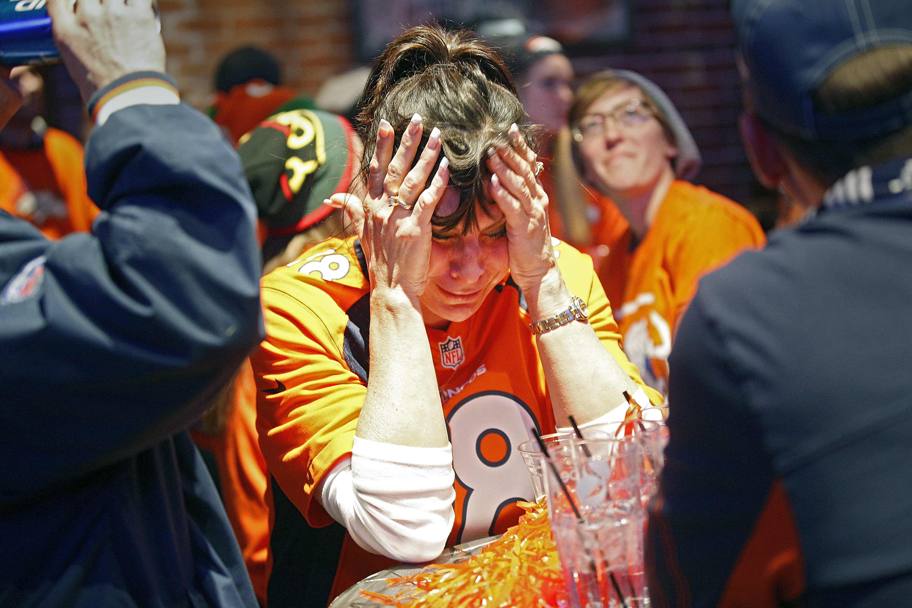 La disperazione di una tifosa di Denver. Reuters